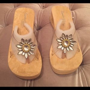 NWT Sketchers Sandals